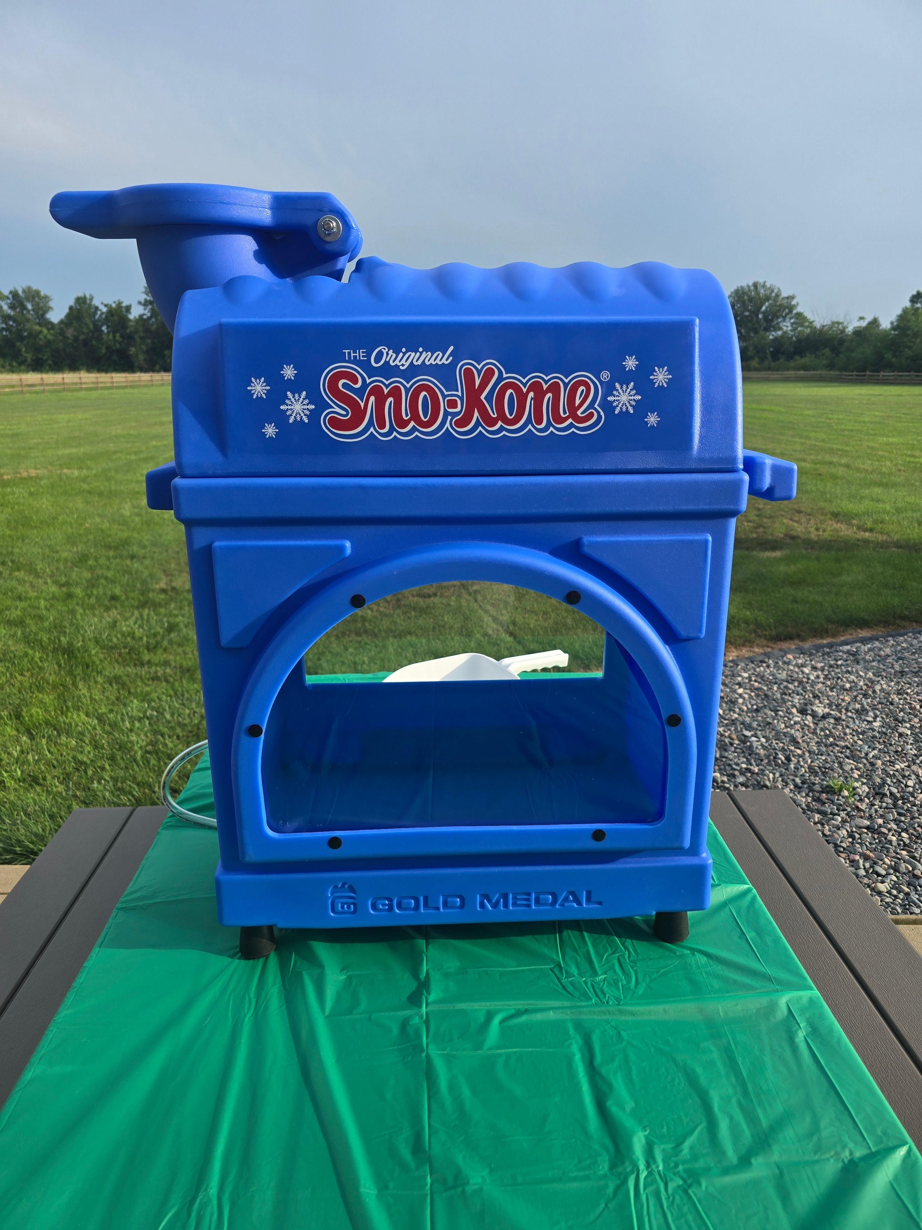 snow cone machine rental in Toledo Ohio